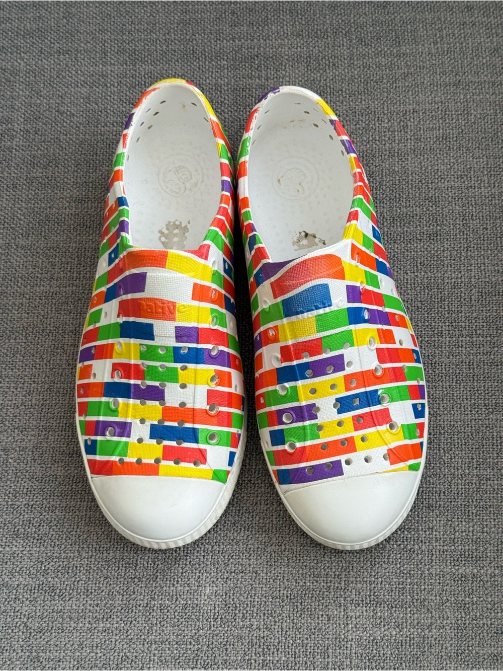 Native Jefferson Slip-On Design
Rainbow Bricks / Blocks pattern Size 3